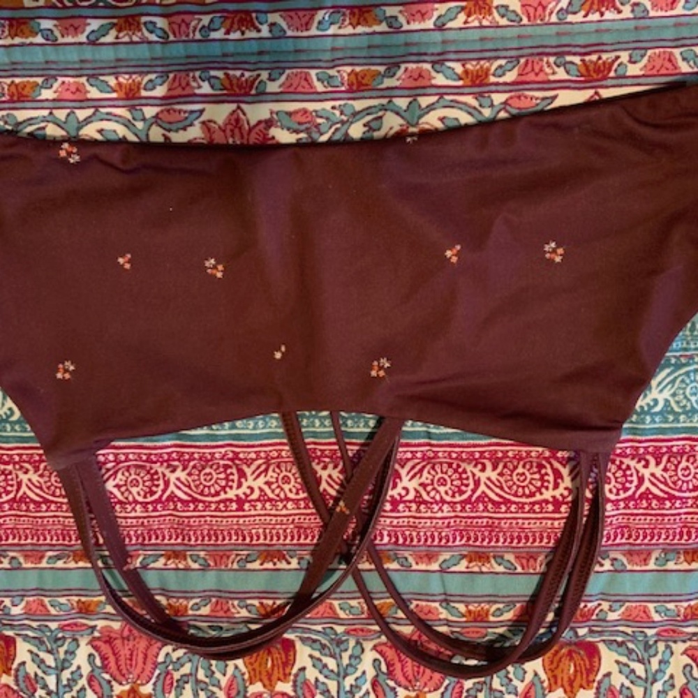 Jolyn top